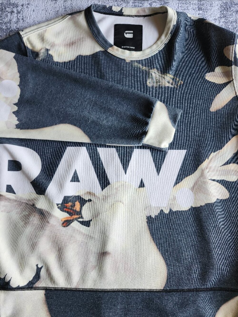 G Star RAW Swan Print Grey White Graphic Unisex Sweatshirt Long Sleeve *notes*
